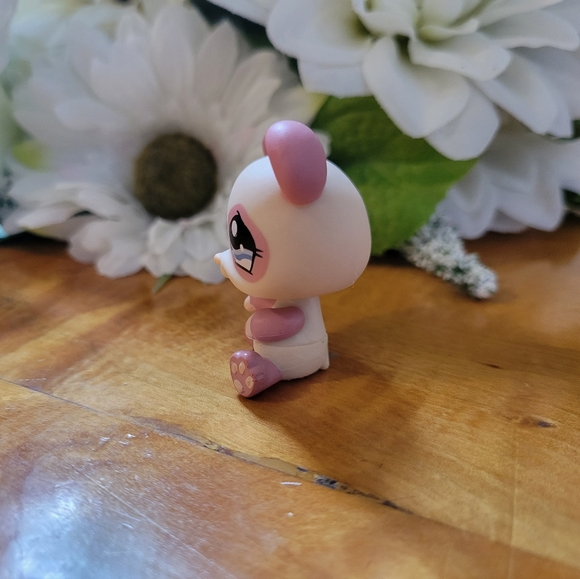 Littlest Pet Shop LPS #1328 Panda Bear Cream Pink Blue Eyes 2007 - Picture 5 of 11